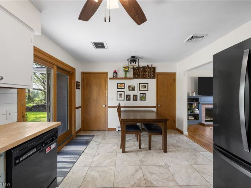 1356 Glennview Street NE, Canton, OH 44721 Photo 13