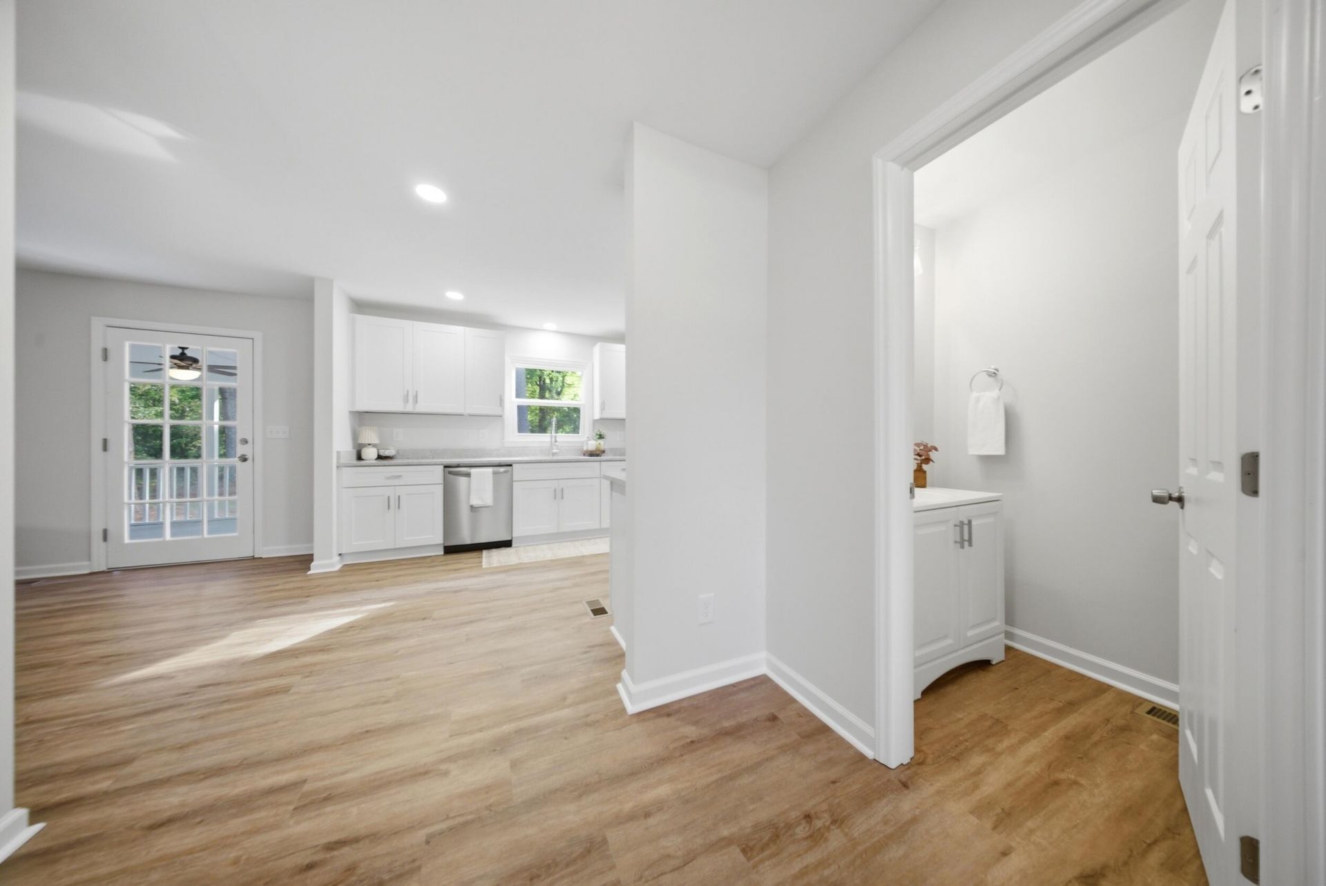 2313 NW Fairway Drive Photo 13