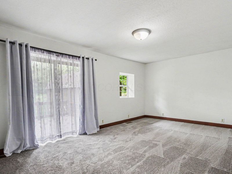 84 Royal Court, Howard, OH 43028 Photo 17