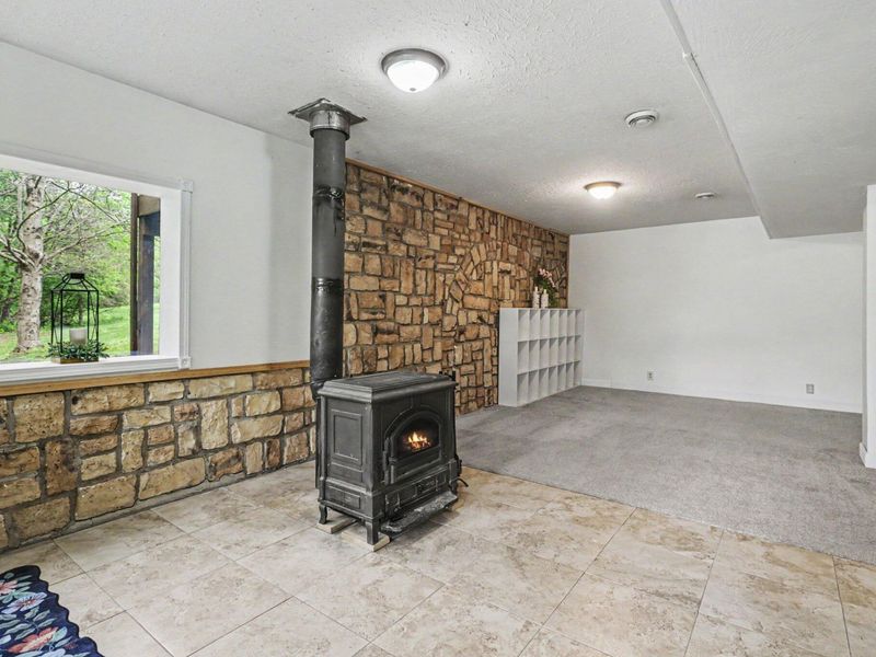 84 Royal Court, Howard, OH 43028 Photo 22