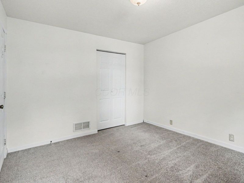 84 Royal Court, Howard, OH 43028 Photo 28