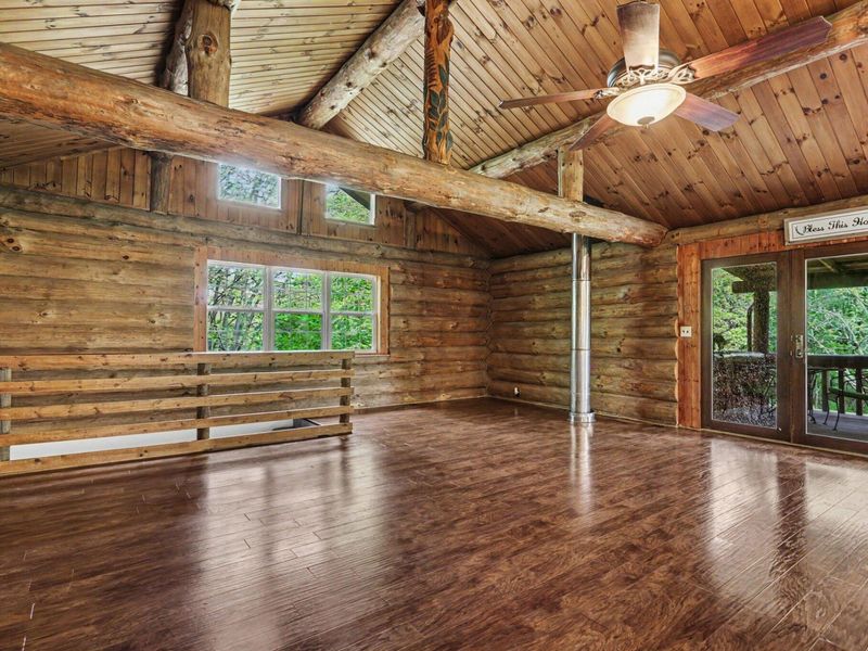 84 Royal Court, Howard, OH 43028 Photo 5