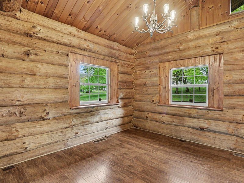 84 Royal Court, Howard, OH 43028 Photo 9