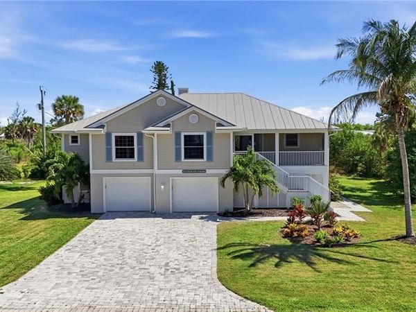 1538 Wilton LN , SANIBEL, FL 33957