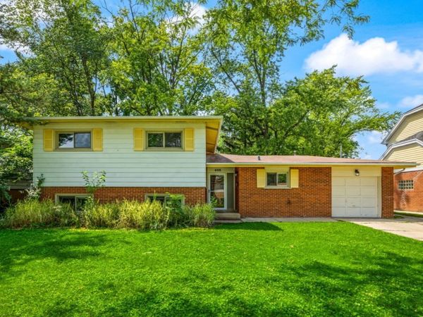 408 N Windsor Drive , Arlington Heights, IL 60004