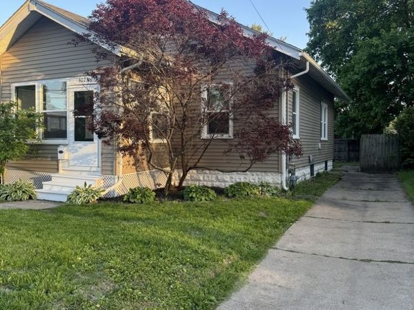 3022 22nd Avenue, Rock Island, IL 61201