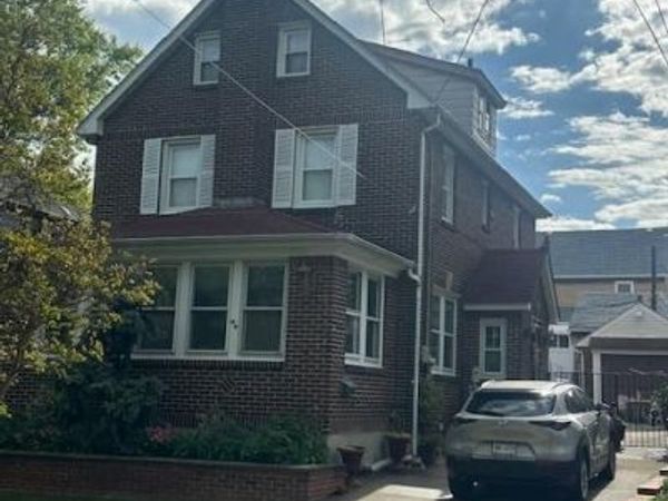 3221 168th Street , Flushing, NY 11358
