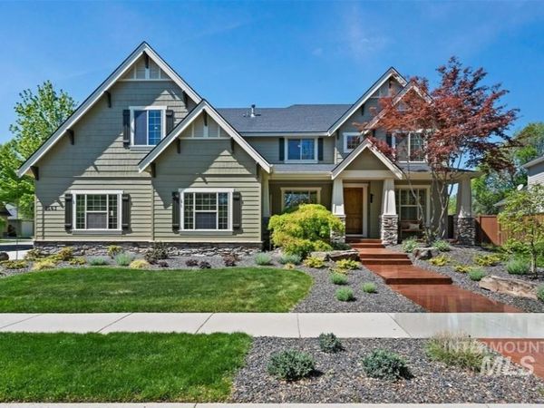 1563 N Estancia Pl, Eagle, ID 83616