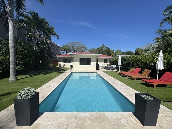 632 SW 8th Avenue, Fort Lauderdale, FL 33315