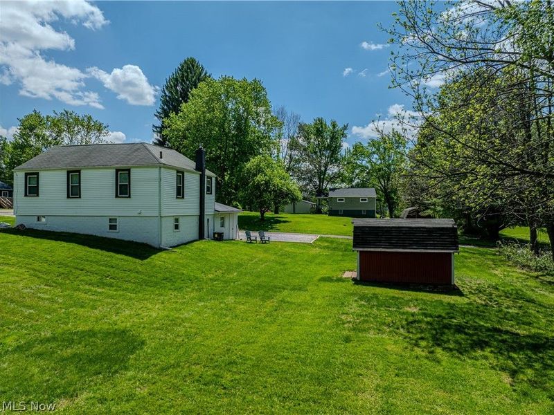 4465 Eastland Avenue NE, Louisville, OH 44641 Photo 11