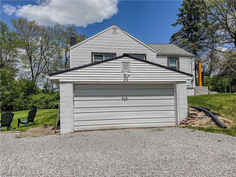 4465 Eastland Avenue NE, Louisville, OH 44641 Photo 3