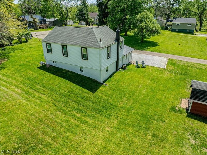 4465 Eastland Avenue NE, Louisville, OH 44641 Photo 9