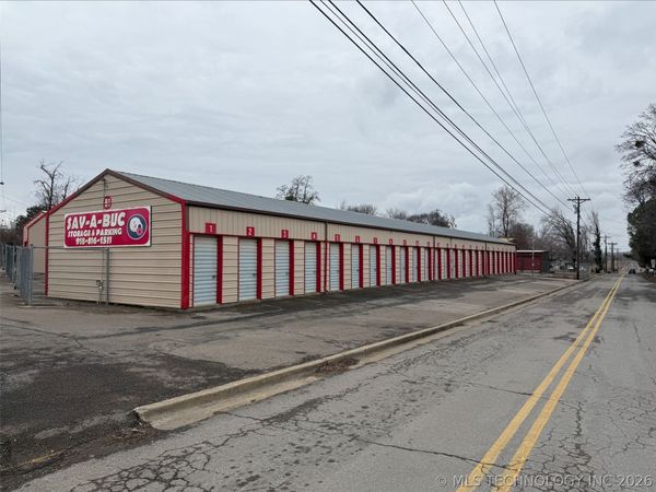 1200 W Choctaw Street , Tahlequah, OK 74464