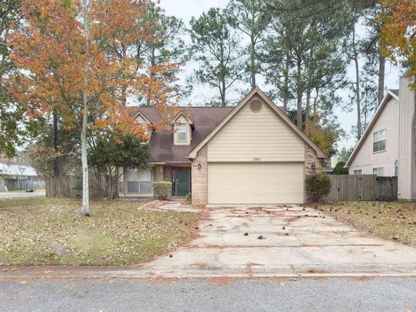 1761 Guildford Court, Fort Walton Beach, FL 32547