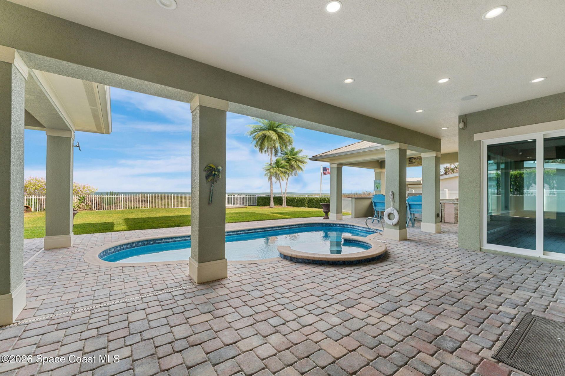 515 S Atlantic Avenue , Cocoa Beach, FL 32931 Photo