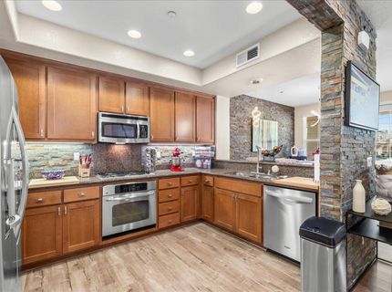 561 Wild Stallion Dr #151, Unit 151, Oakdale, CA 95361 Photo