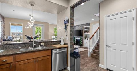 561 Wild Stallion Dr #151, Unit 151, Oakdale, CA 95361 Photo