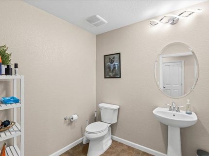 561 Wild Stallion Dr #151, Unit 151, Oakdale, CA 95361 Photo