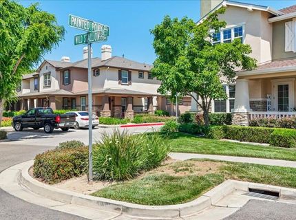 561 Wild Stallion Dr #151, Unit 151, Oakdale, CA 95361 Photo