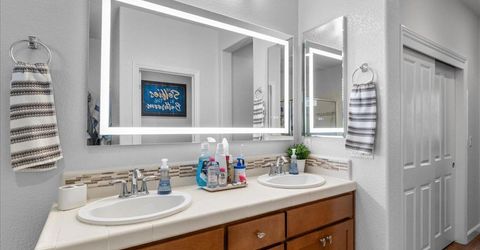 561 Wild Stallion Dr #151, Unit 151, Oakdale, CA 95361 Photo