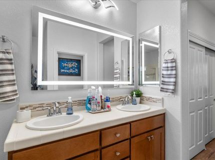 561 Wild Stallion Dr #151, Unit 151, Oakdale, CA 95361 Photo