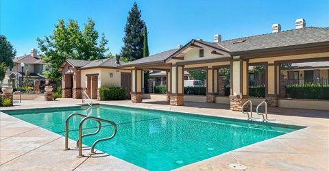 561 Wild Stallion Dr #151, Unit 151, Oakdale, CA 95361 Photo