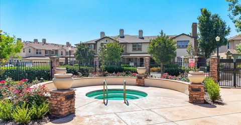 561 Wild Stallion Dr #151, Unit 151, Oakdale, CA 95361 Photo