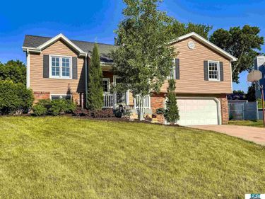 8031 Basswood Court , Lincoln, NE 68506