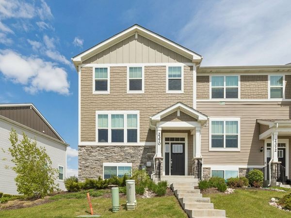 2370 Southwind Boulevard , South Elgin, IL 60177