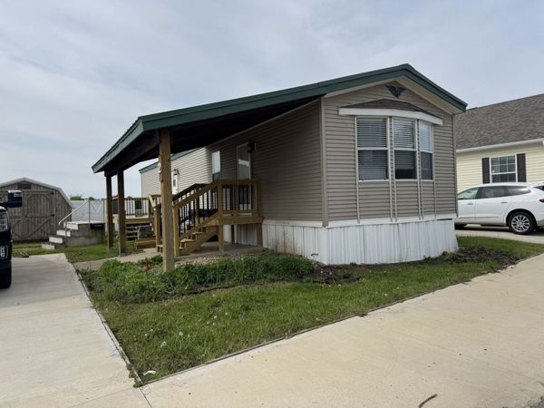 2705 St Vincents Avenue , Lasalle, IL 61301