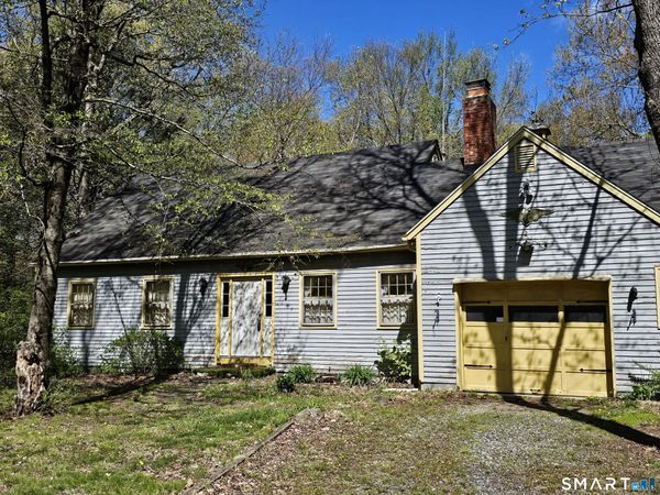 98 Hogs Back , Oxford, CT 06478
