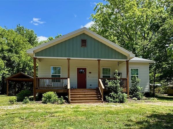 312 N West Avenue , Lincoln, AR 72744
