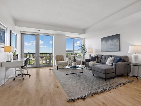929 Portland Avenue, Unit 2007, Minneapolis, MN 55404