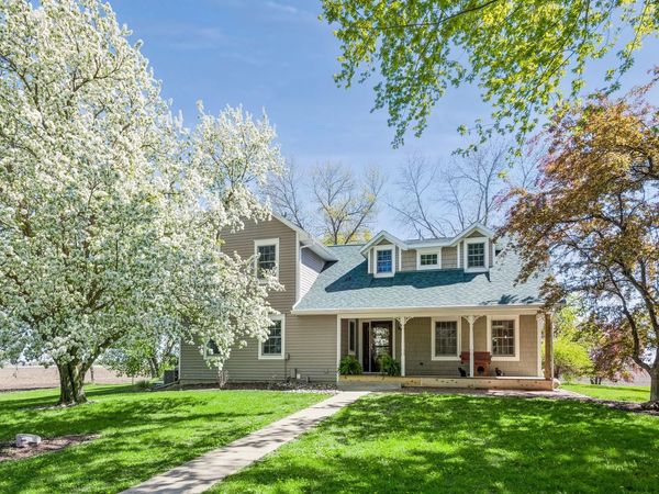 18825 County Road 50, Hamburg, MN 55339