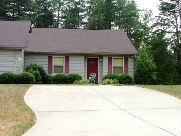 120 Double Eagle Drive , Mooresville, NC 28117