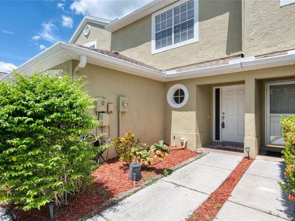 11235 KAPOK GRAND CIRCLE, MADEIRA BEACH, FL 33708