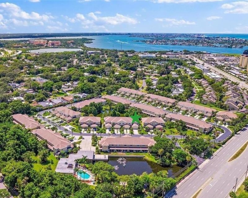11235 Kapok Grand Circle , Madeira Beach, FL 33708 Photo