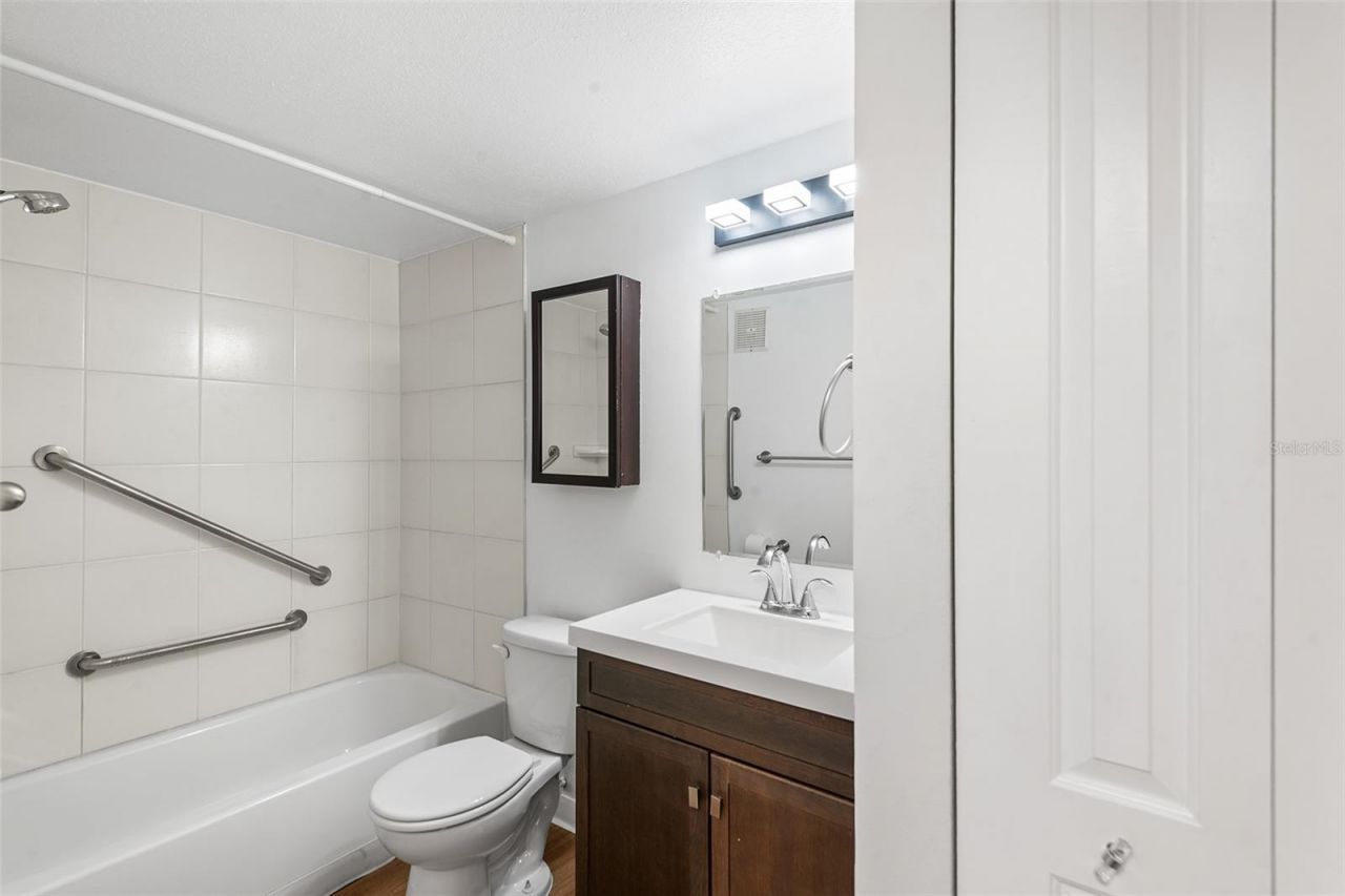 555 62nd Street S, Unit 102, Saint Petersburg, FL 33707 Photo