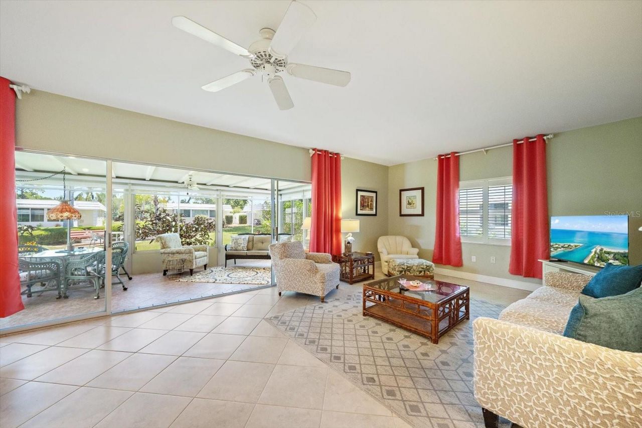 5869 Tidewood Avenue, Unit 7, Sarasota, FL 34231 Photo
