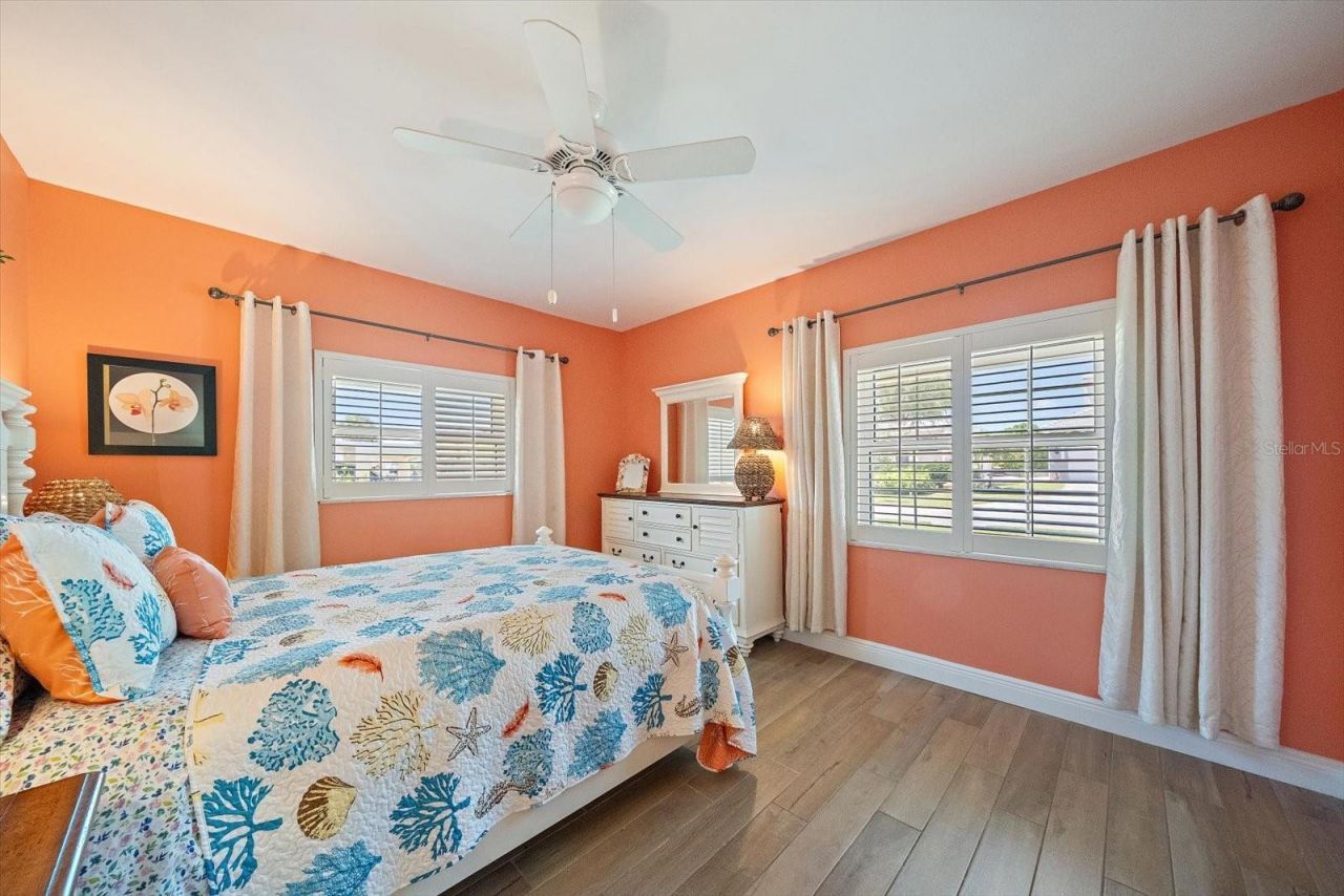 5869 Tidewood Avenue, Unit 7, Sarasota, FL 34231 Photo