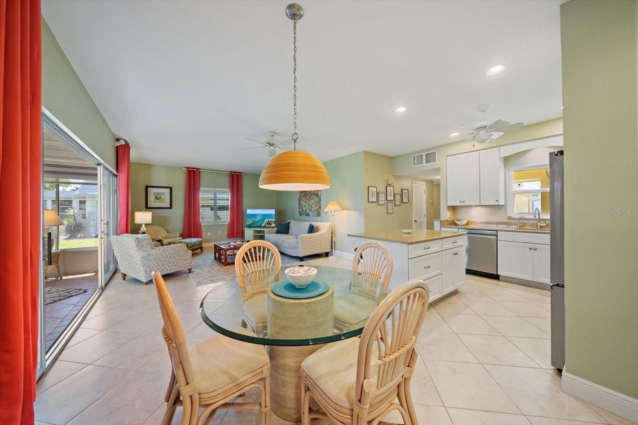 5869 Tidewood Avenue, Unit 7, Sarasota, FL 34231 Photo