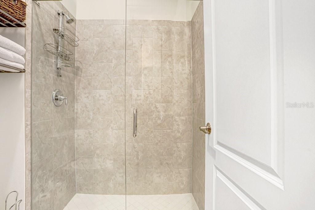 5307 Granite Ridge Drive , Lithia, FL 33547 Photo