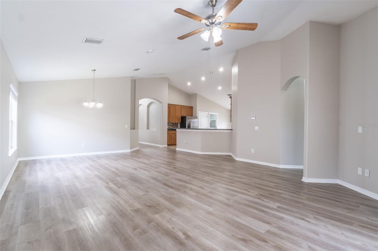 6806 Guilford Crest Drive, Apollo Beach, FL 33572 Photo