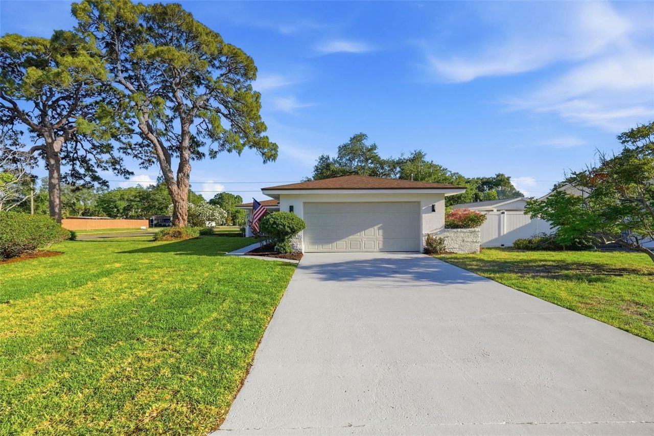 6801 Pinellas Point Drive S, Saint Petersburg, FL 33712 Photo
