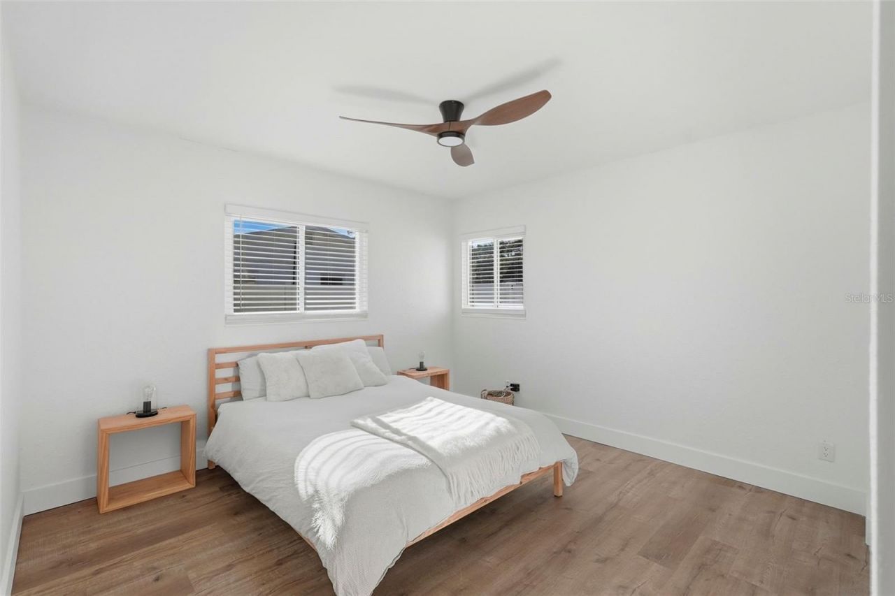 6801 Pinellas Point Drive S, Saint Petersburg, FL 33712 Photo
