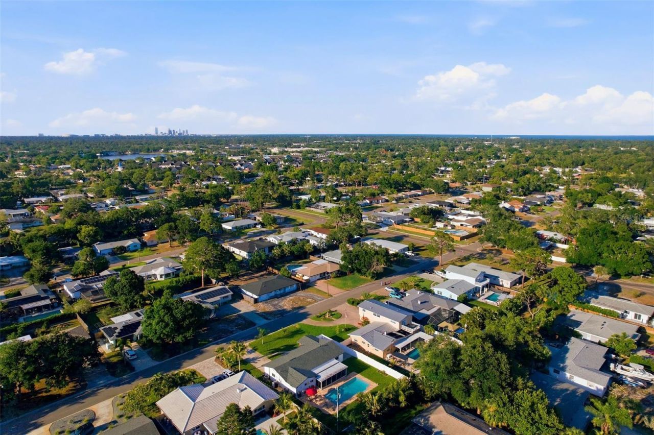 6801 Pinellas Point Drive S, Saint Petersburg, FL 33712 Photo
