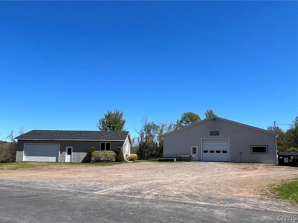 465 W Lake Road, Oswego, NY 13126