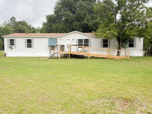 5208 Green Springs Dr, Milton, FL 32583