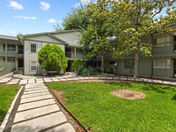 2303 East Side DR, Unit 211, Austin, TX 78704