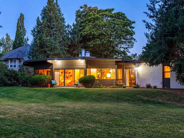 4704 Hillcrest View Dr, Boise, ID 83705